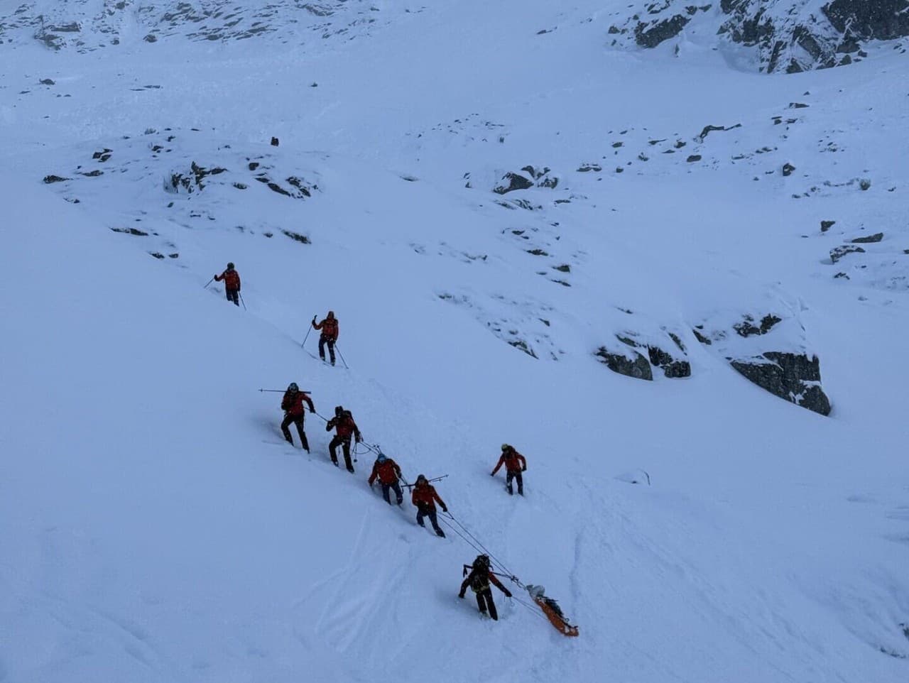 Tragédia v Rakúsku: Lavína zabila 21-ročného Slováka