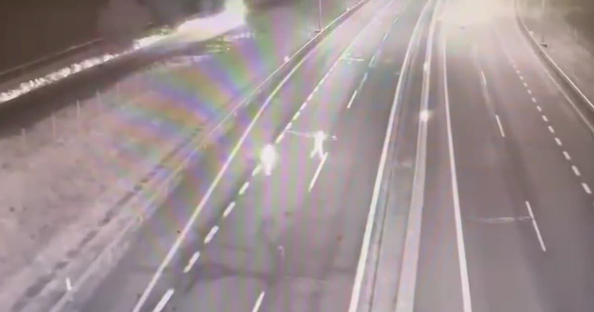 Chodci na diaľnici D1: Nezodpovedné správanie s pokutou na krku