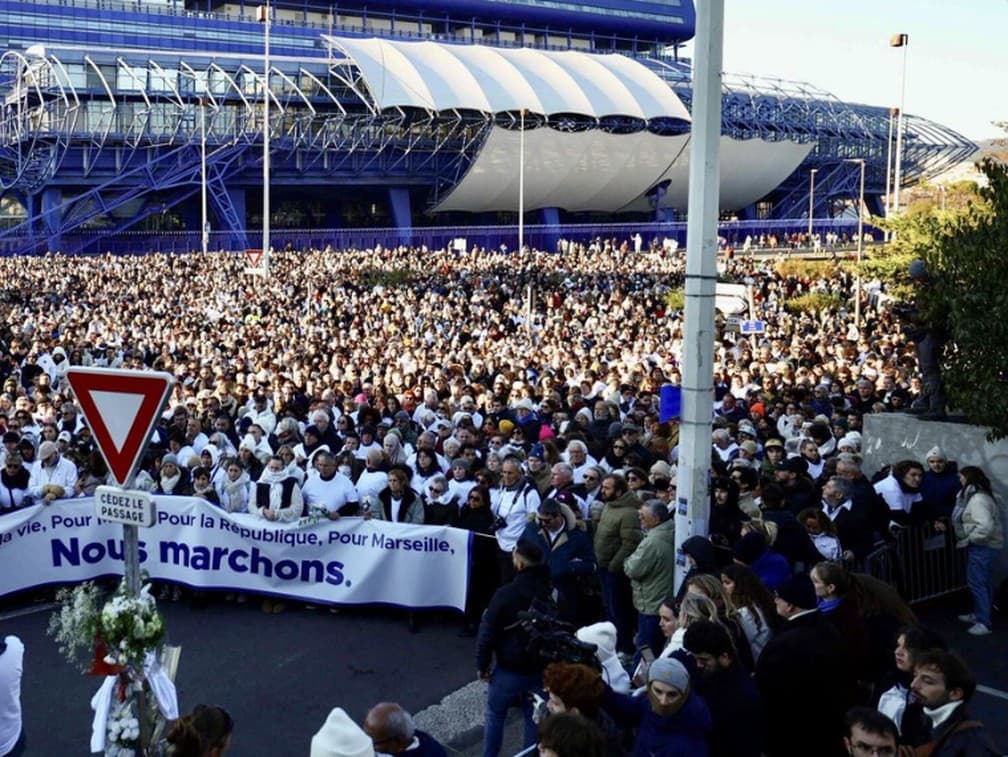 Protesty v Marseille proti drogovému násiliu po vražde brata aktivistu