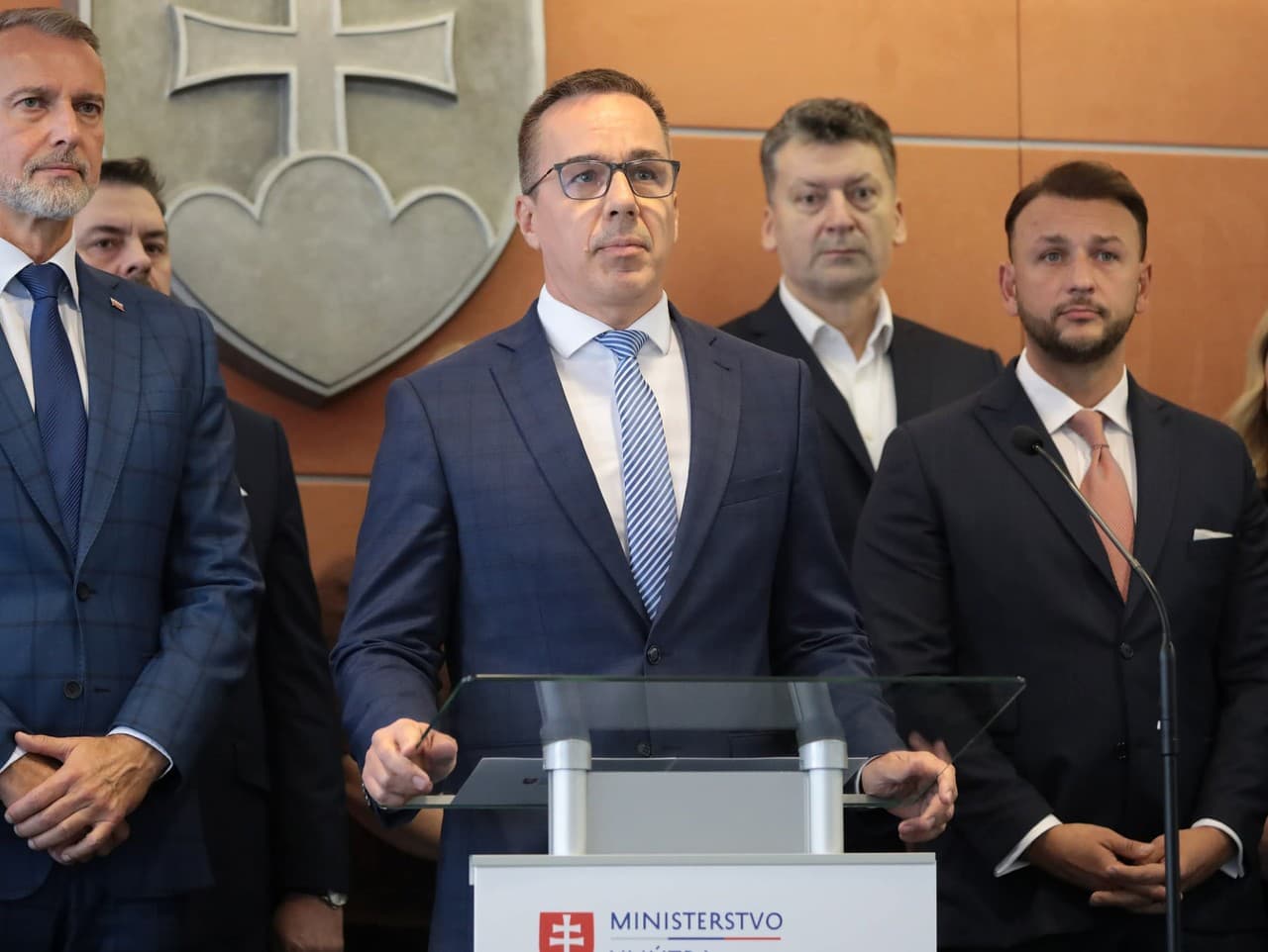 Spolupráca inštitúcií na ochranu seniorov pred podvodmi