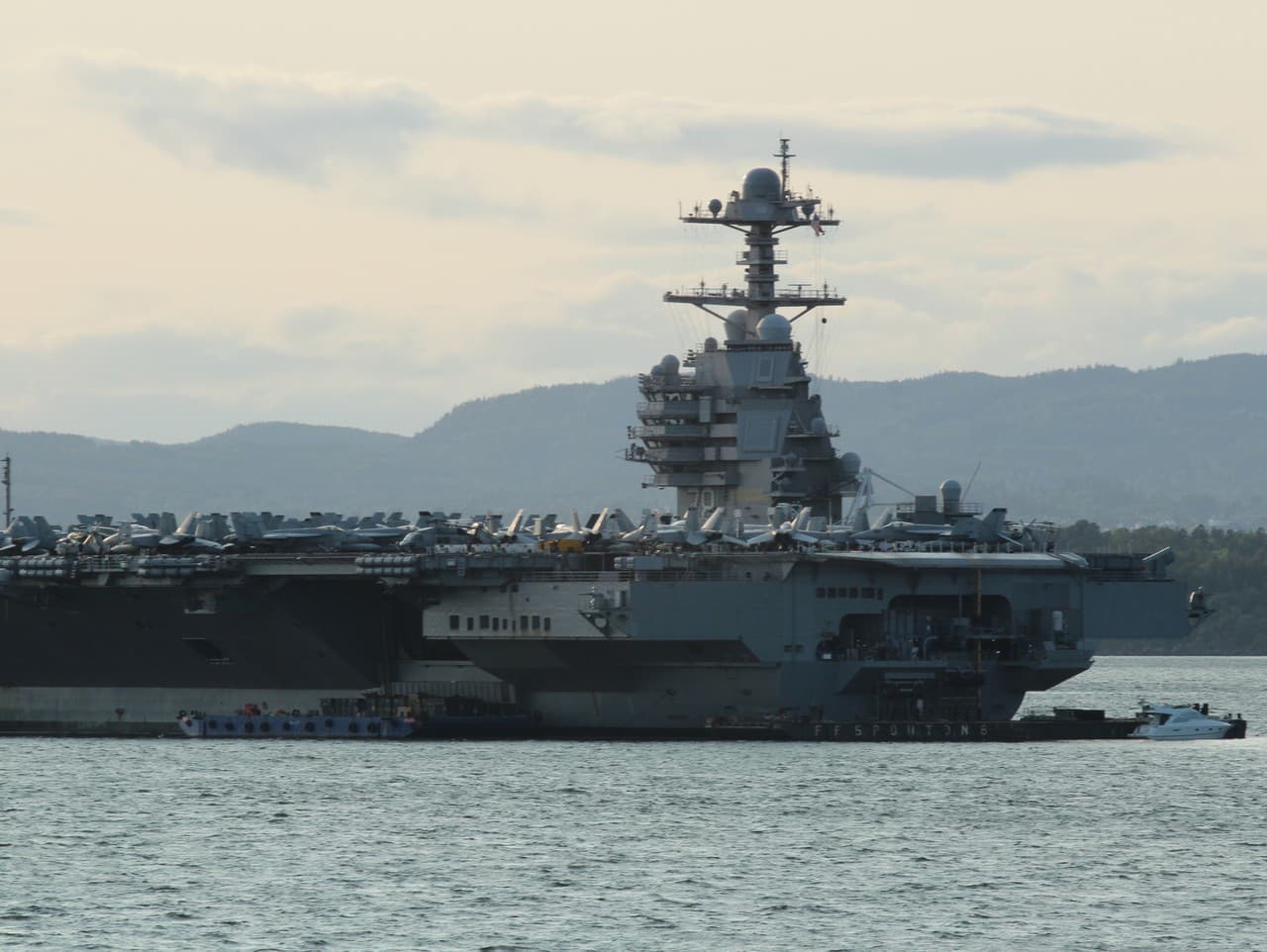 Napätie v Karibiku: Lietadlová loď USS Gerald R. Ford a reakcia Venezuely