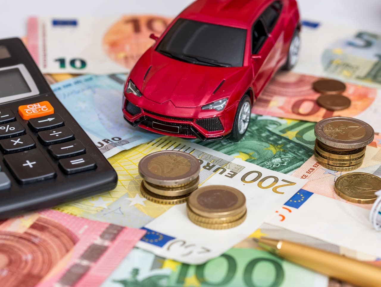 Ceny povinného poistenia na Slovensku: Bratislava vedie s vysokým nárastom