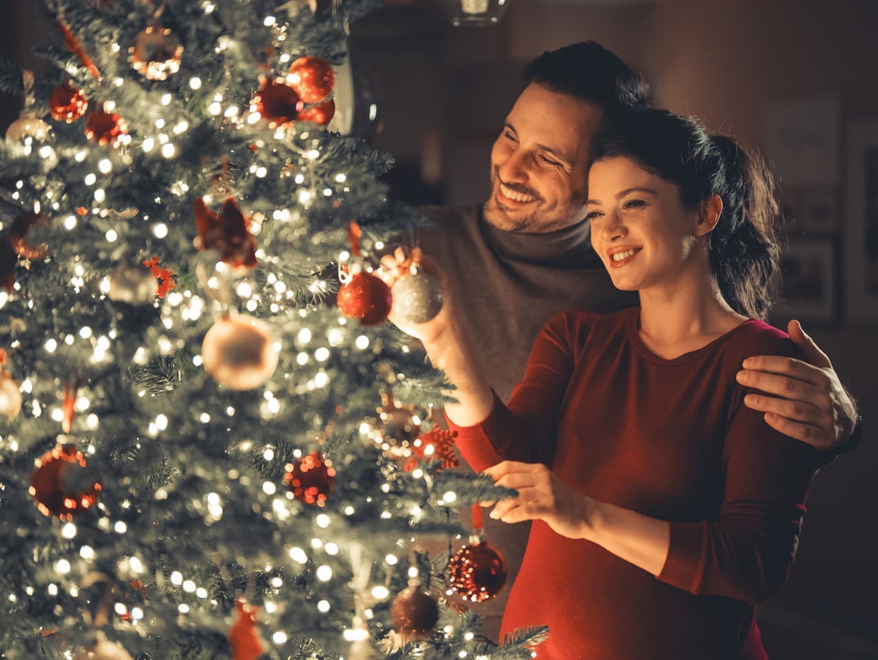 Žena z Anglicka oslavuje Vianoce už od septembra