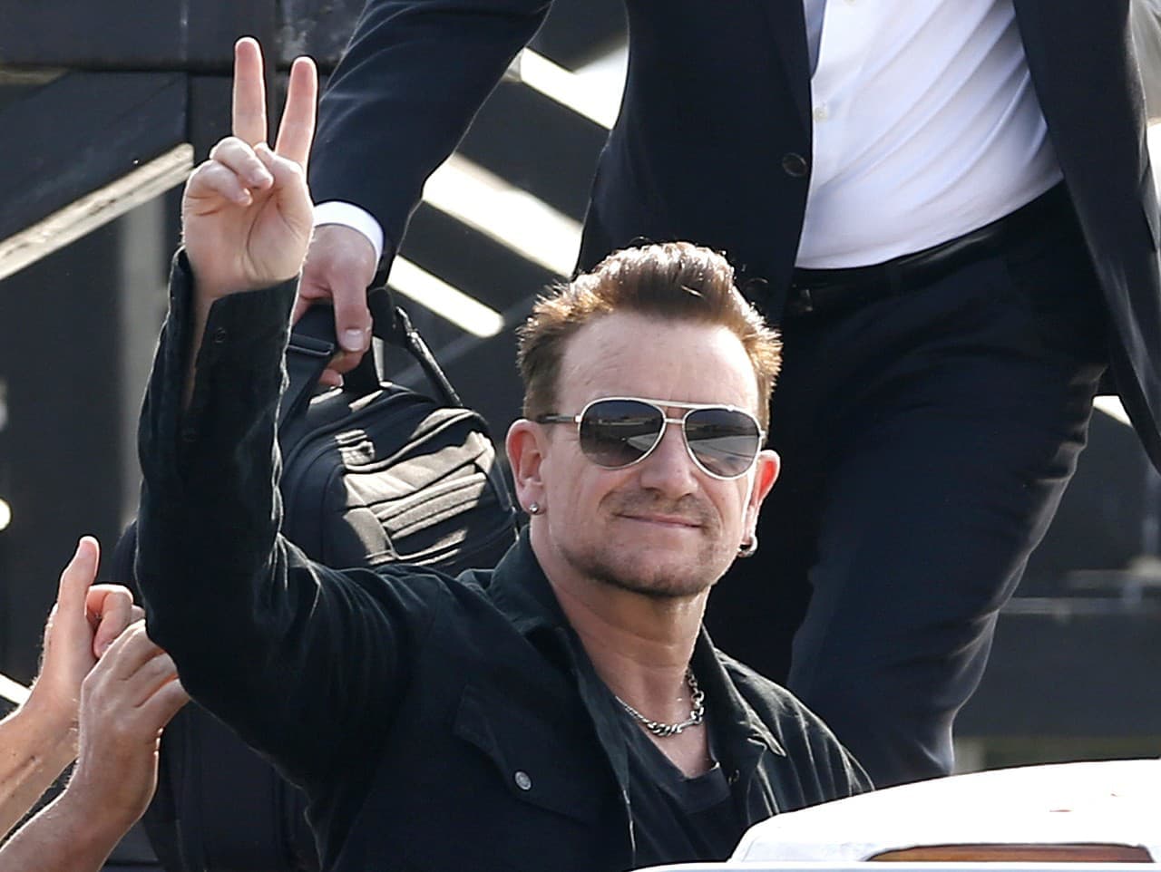 Dcéry Bona z U2 očarili na GQ Men Of The Year Awards