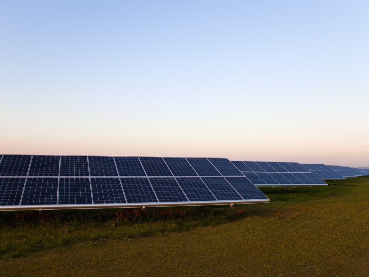 Firmy s fotovoltikou musia počítať s daňovými povinnosťami aj v 2026