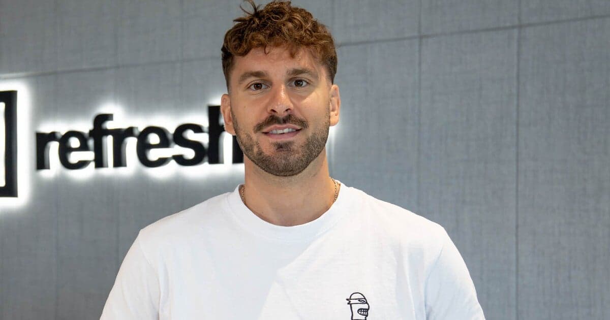 Rasťo Zvara: Boxerská premiéra a súboj s Flexkingom