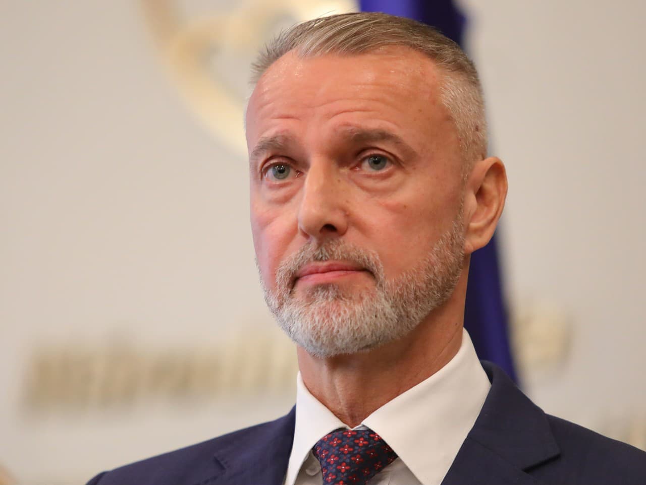 Raši reaguje na podnet generálneho prokurátora k trestným kódexom