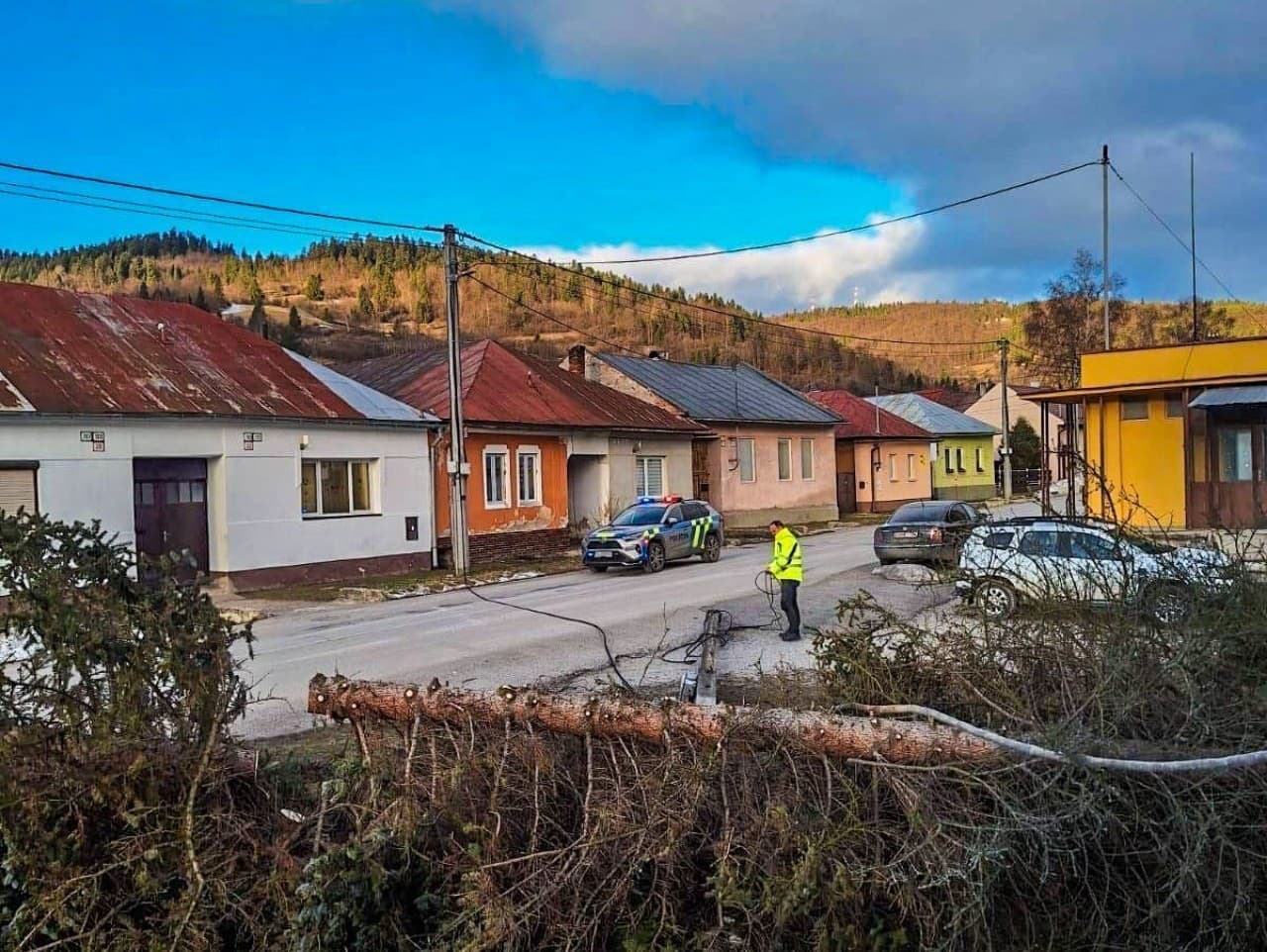 Polícia varuje pred nebezpečným počasím v Gelnici