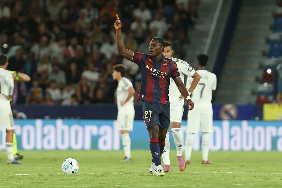 Etta Eyong: Levante odmieta miliónové ponuky za svojho útočníka