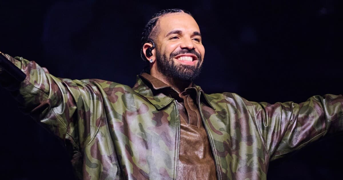 TOP 10 rapových hitov roku 2025: Drake a EsDeeKid dominujú rebríčkom