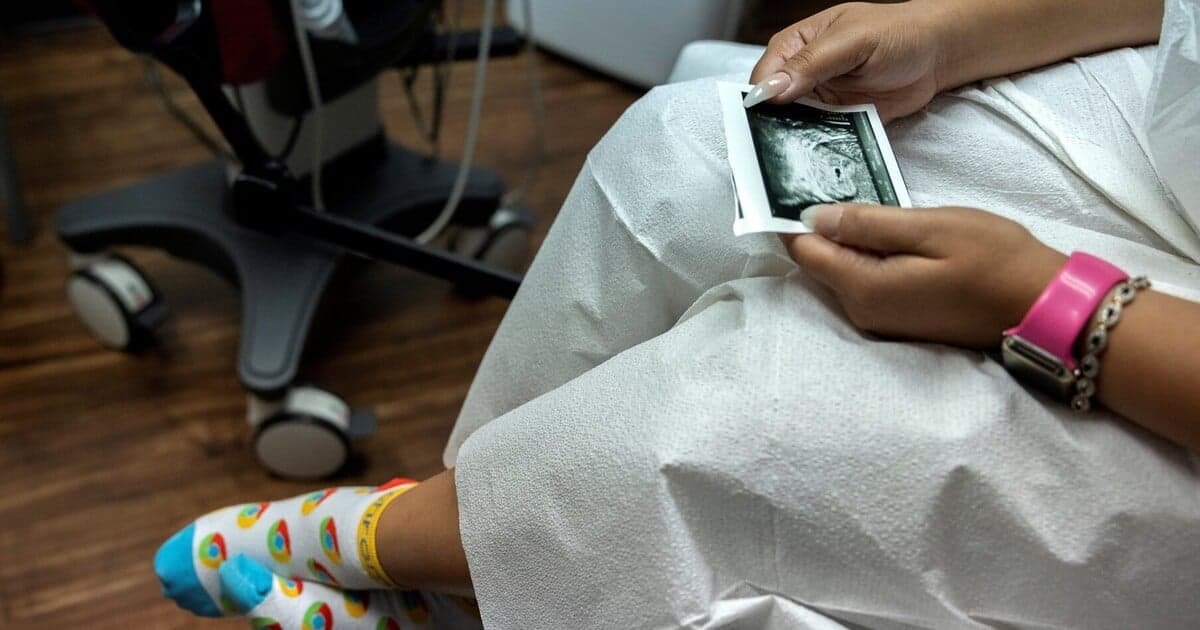 Maximálna materská dávka v roku 2026: Ako na ňu dosiahnuť?