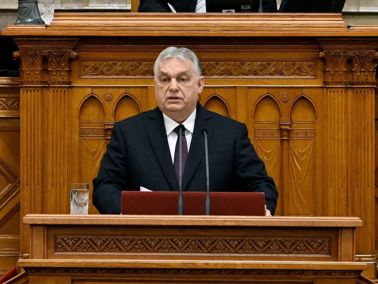 Orbán: USA vnímajú EÚ ako rivala, nie partnera