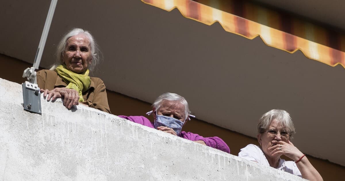 Vo Zvolene budú seniori a ŤZP cestovať MHD zadarmo od 2026