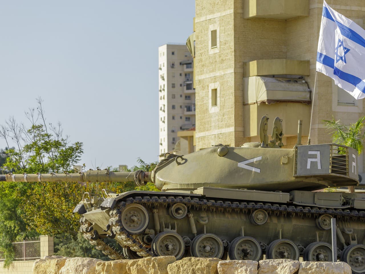 Izrael pokračuje v útokoch na Hizballáh v Libanone