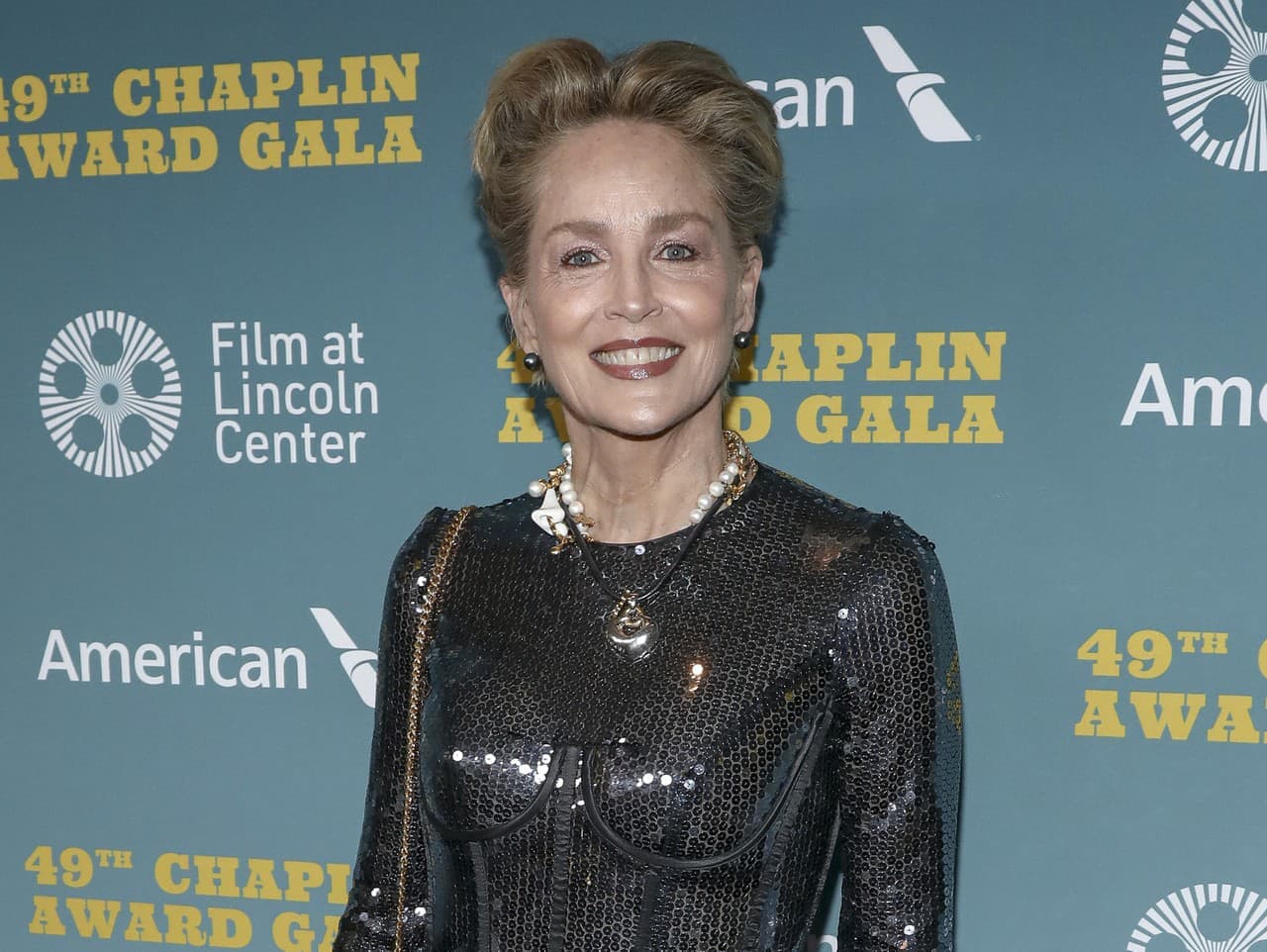 Sharon Stone nachádza útočisko v maliarstve a duchovnej komunikácii