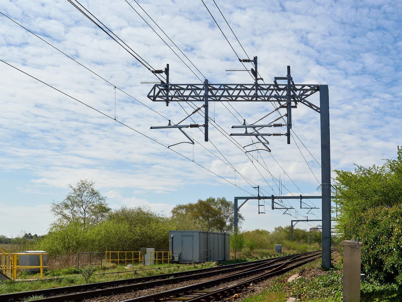Francúzsko nasadí drony na boj proti zlodejom medených káblov