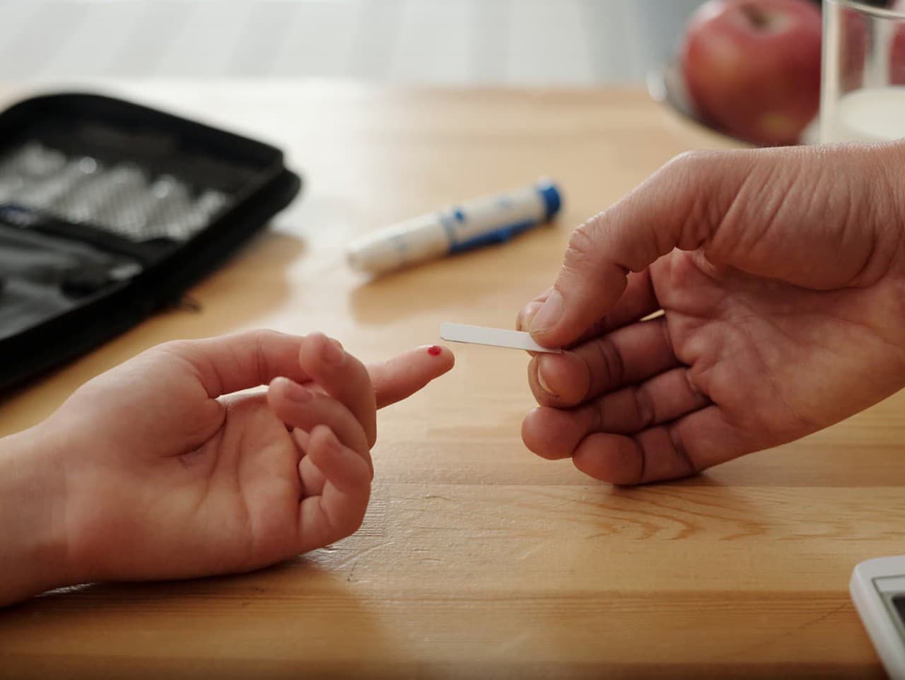 Hladina cukru v krvi: Ako rozoznať problémy s glukózou
