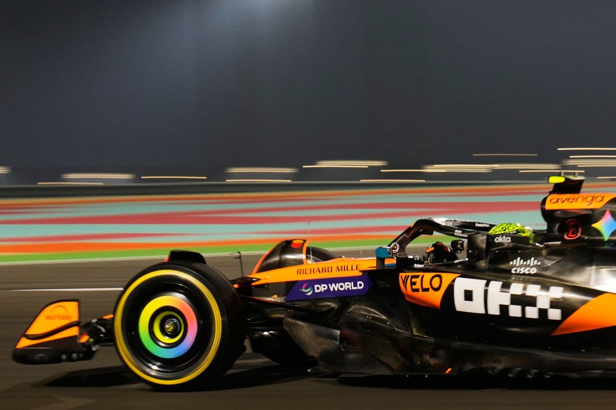 McLaren priznal chybu: Víťazstvo darovali Verstappenovi