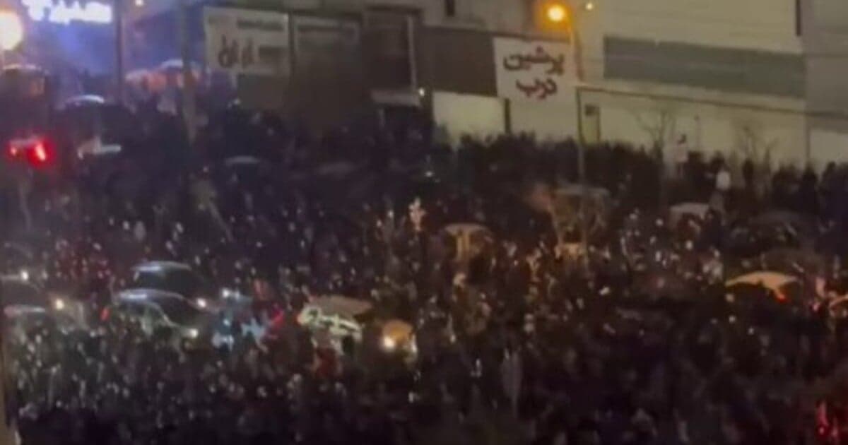 Nepokoje v Iráne: Bezpečnostné zložky zabili desiatky ľudí vrátane detí