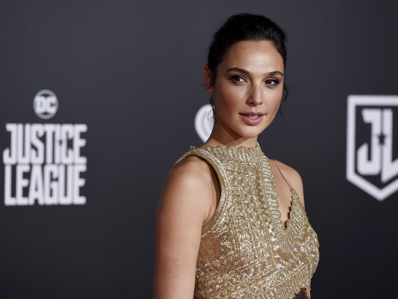 Gal Gadot bez mejkapu: Prirodzená krása na nákupe v Kostarike