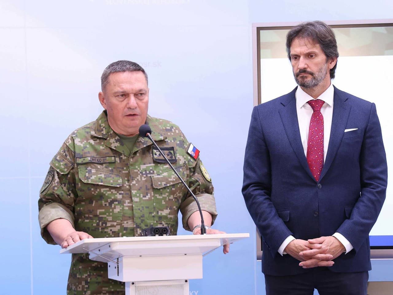 Kaliňák odmieta odvolanie Zmeka: Koaličná kríza sa prehlbuje