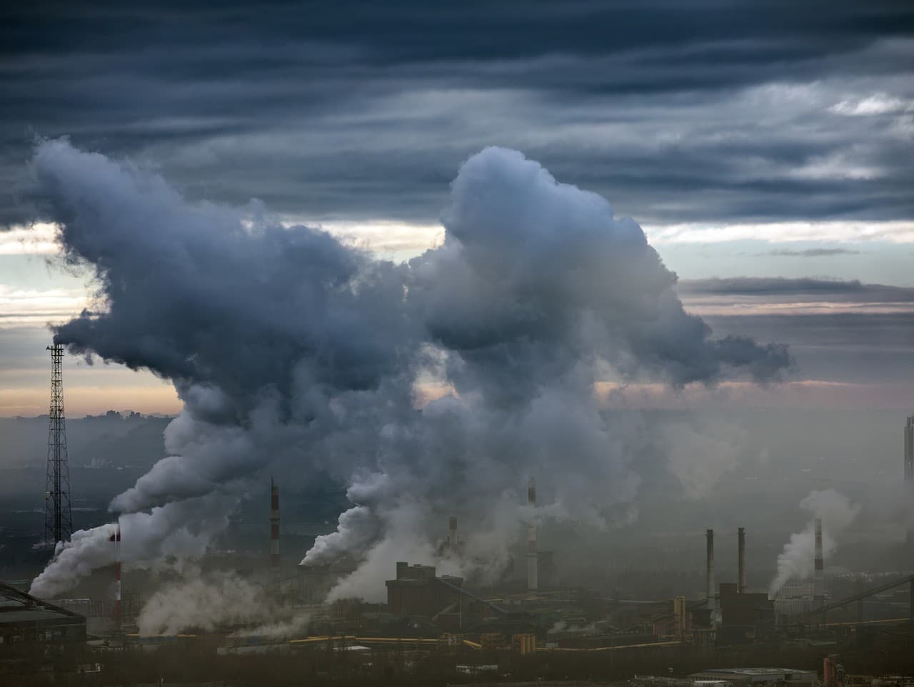 Slovenskí meteorológovia varujú pred smogom v niekoľkých lokalitách