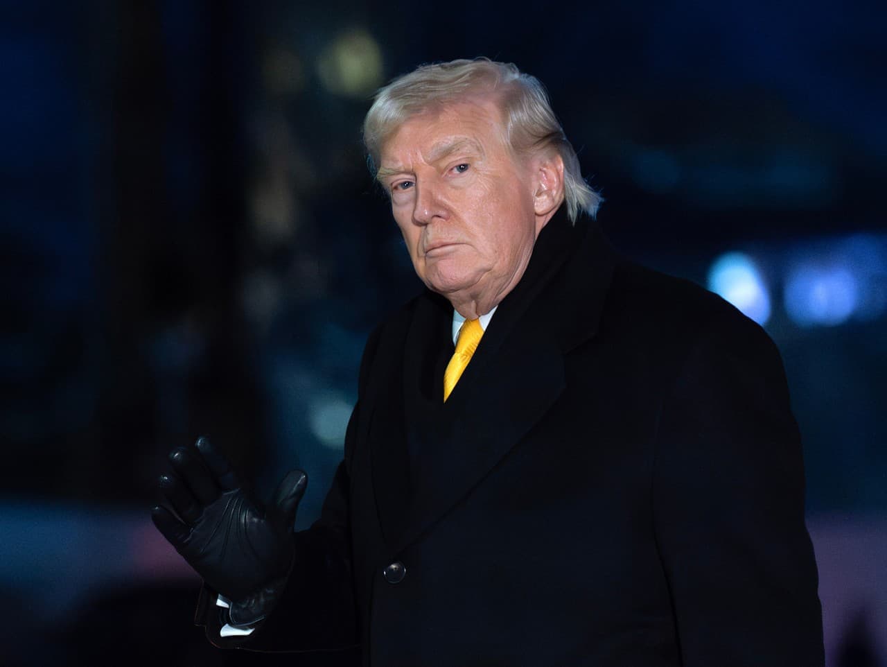 Trump hrozí blokovaním mosta s Kanadou kvôli podielu a náhrade