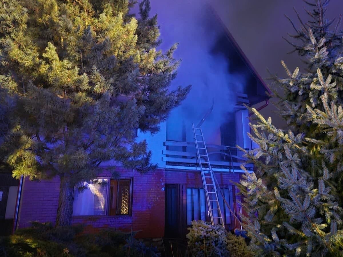 Tragédia v Smrečanoch: Požiar rodinného domu si vyžiadal život