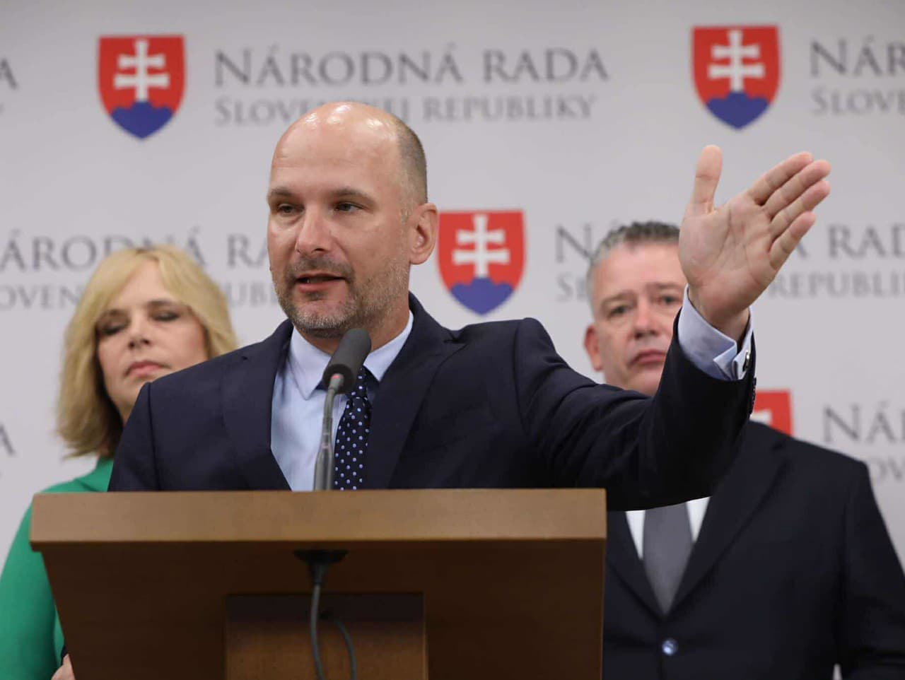 Hnutie Slovensko navrhuje reformy vo verejnom obstarávaní na boj proti korupcii