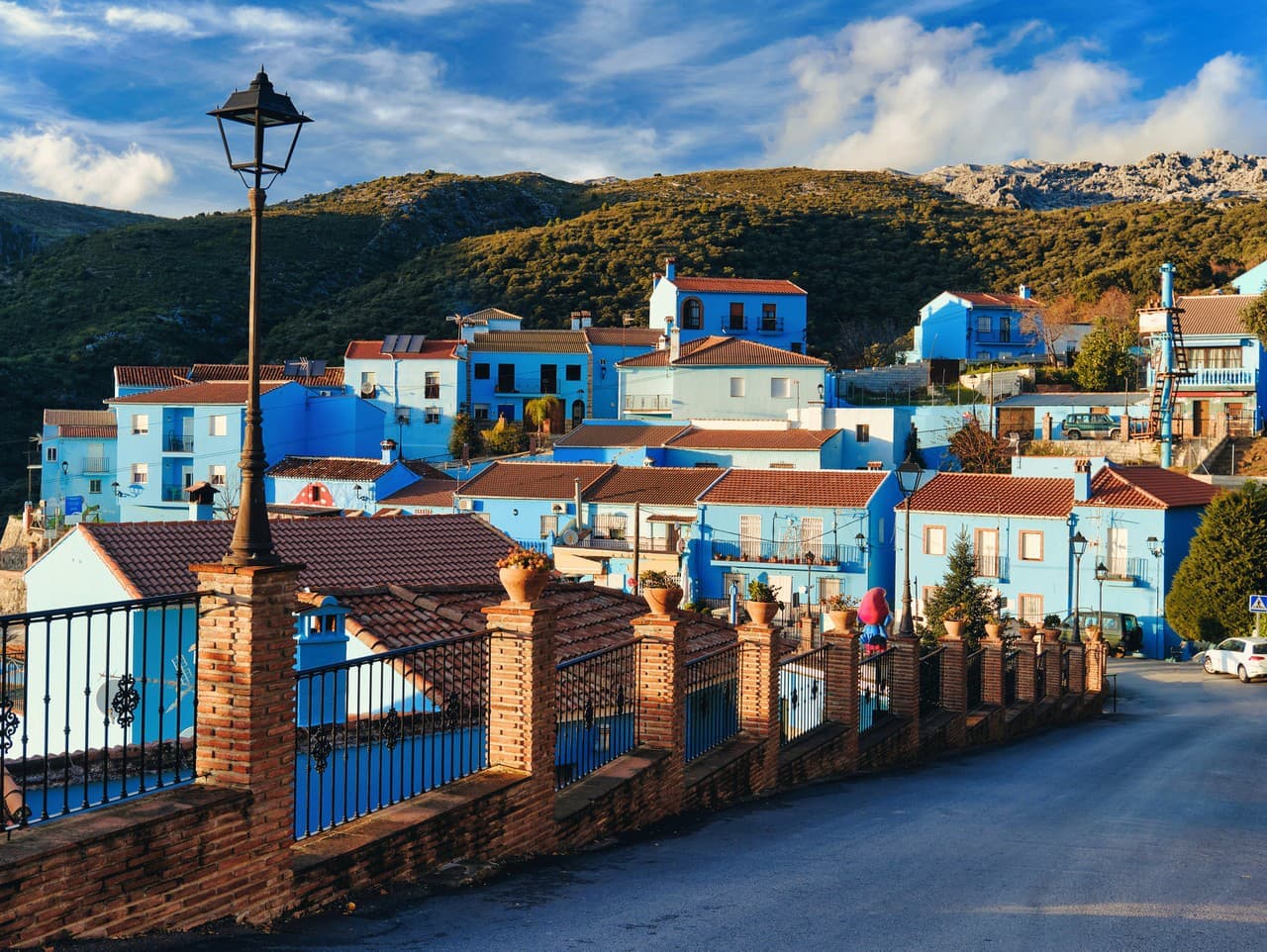 Modrá dedina Júzcar: Turistická atrakcia z rozprávky