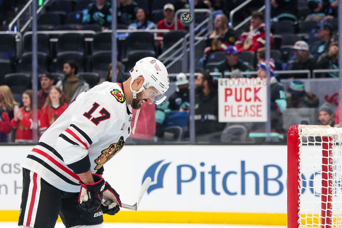 Chicago Blackhawks bez kapitána na štyri týždne