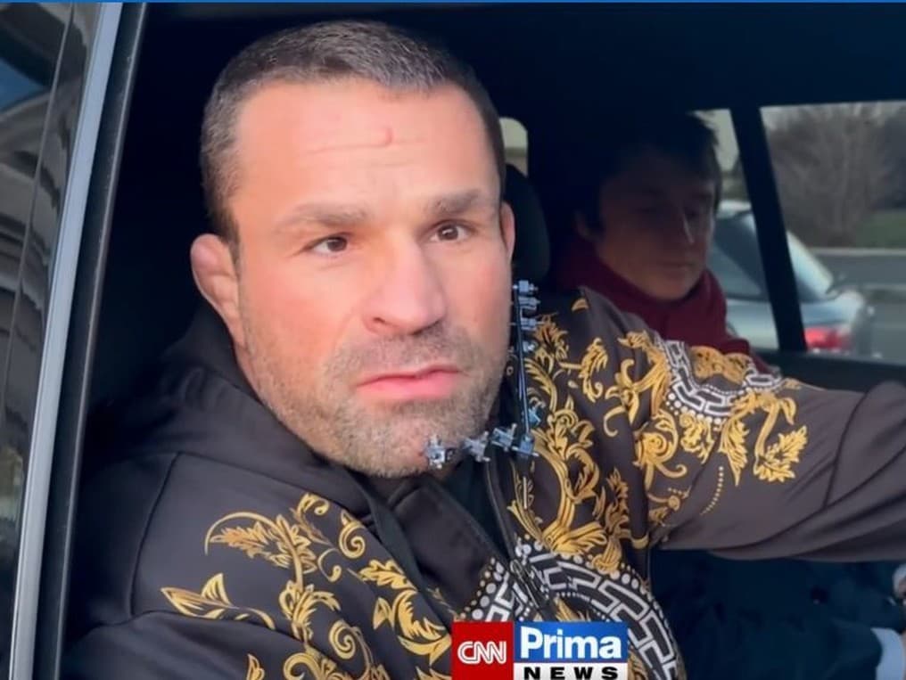 Karlos Vémola: Z väzby do online úspechu