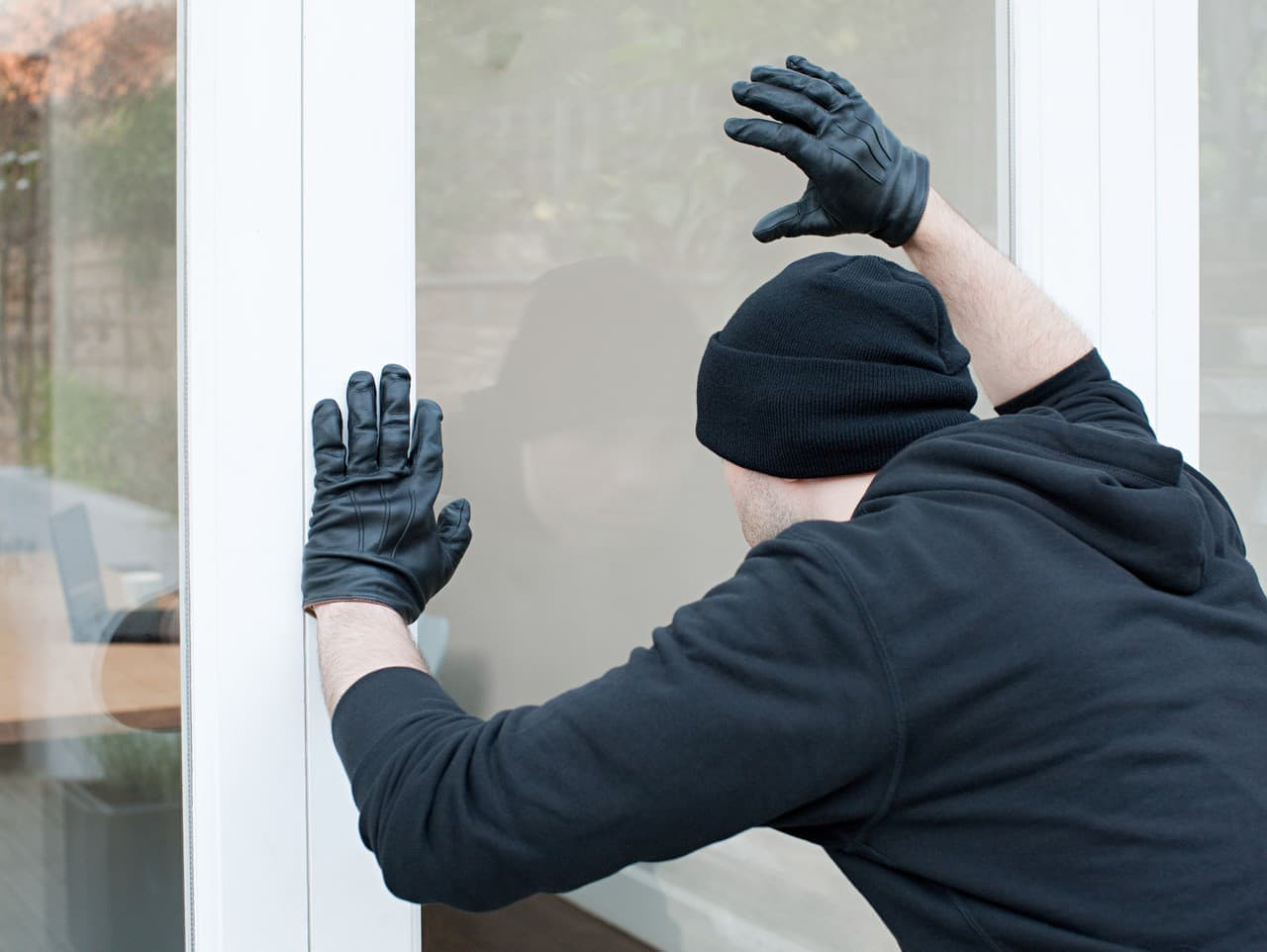 Polícia vyšetruje vlámanie v Prešove: Zlodej nič neukradol