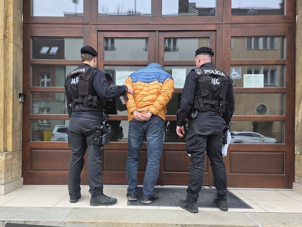 Majiteľ hokejového klubu čelí obvineniu z vydierania