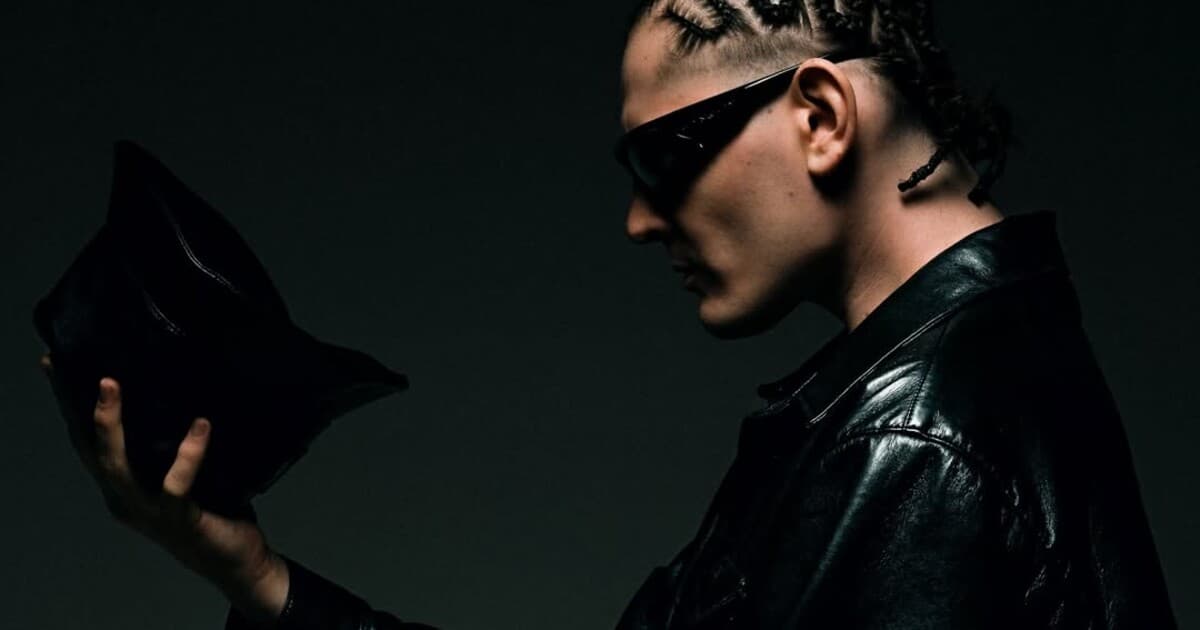 Zayo vydal nový album KLOBUK DOLE: Zmeny a osobné výpovede