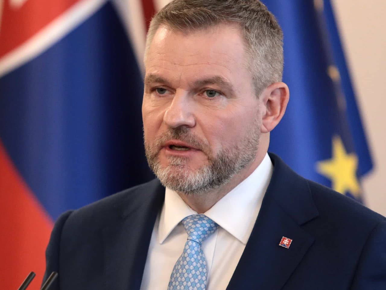 Vysoké ceny energií ohrozujú európsky priemysel, varuje Pellegrini