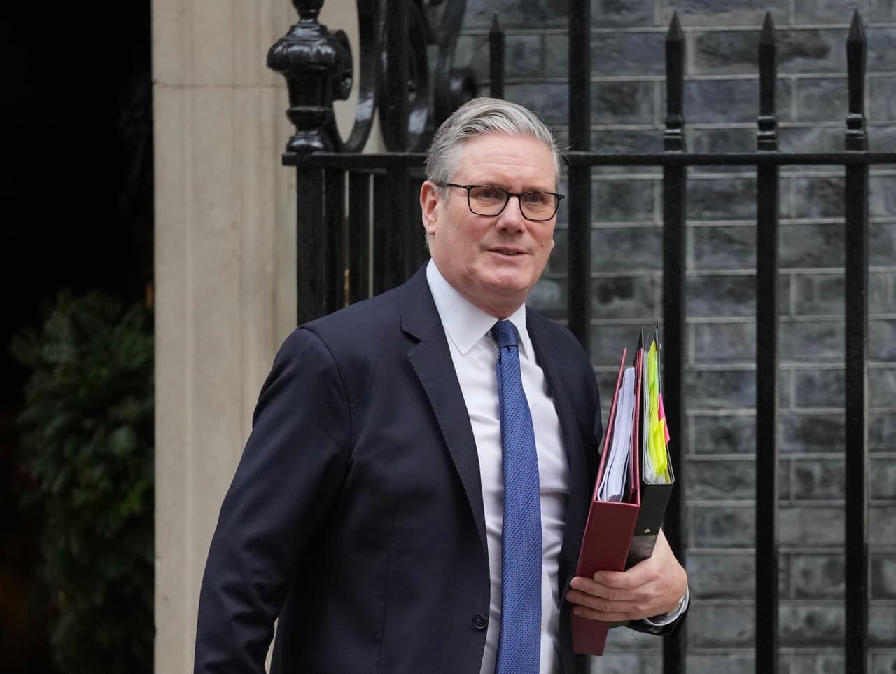 Británia povolila USA využívať svoje základne proti Iránu