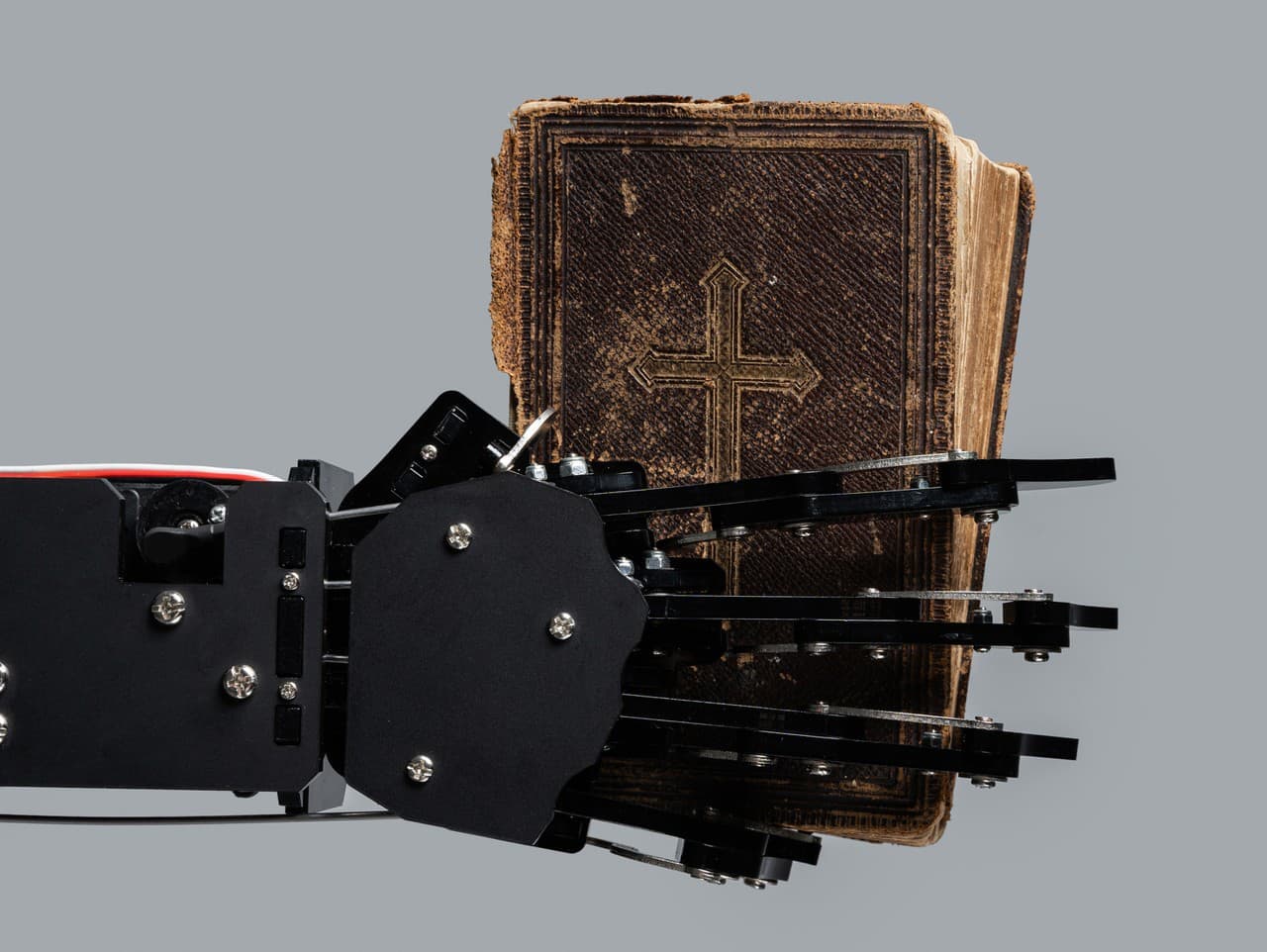 Robot mních v Japonsku: AI poskytuje duchovné poradenstvo