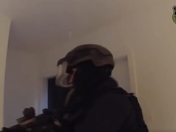 Polícia obvinila šesť osôb, zaistila majetok za 1,1 milióna eur