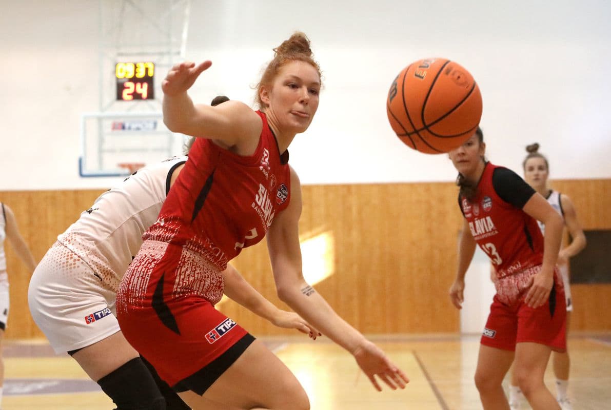 Slávia Banská Bystrica zaznamenala prvú prehru v sezóne
