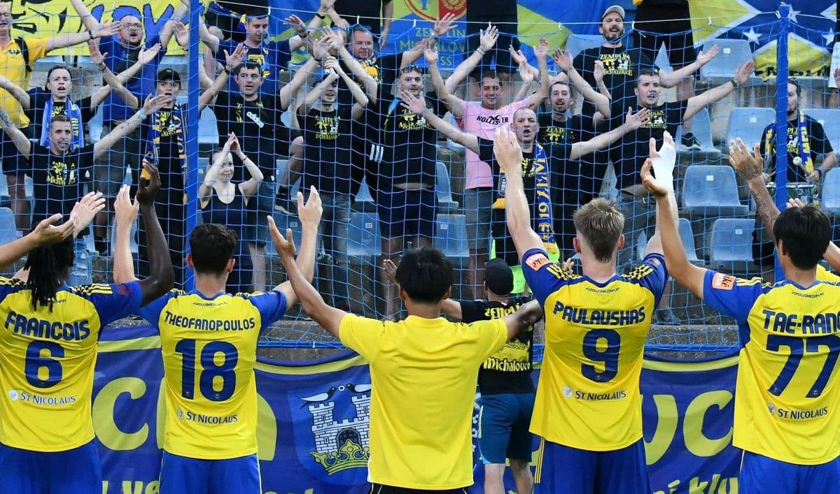 Michalovce postúpili v Slovnaft Cupe, Partizán nezložil zbrane