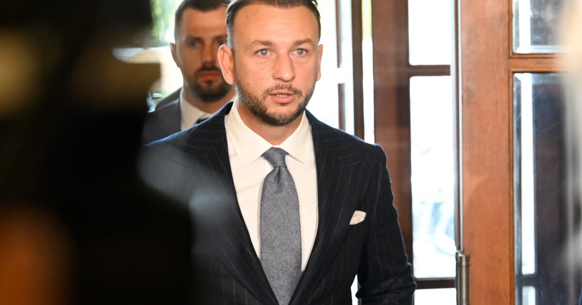 Koalícia stráca väčšinu, Hlas-SD čelí vážnym problémom