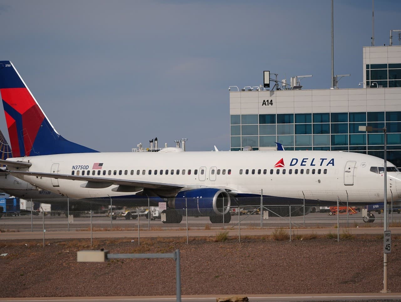 Boeing sa vracia na Dubai Airshow: Môže získať späť dôveru?