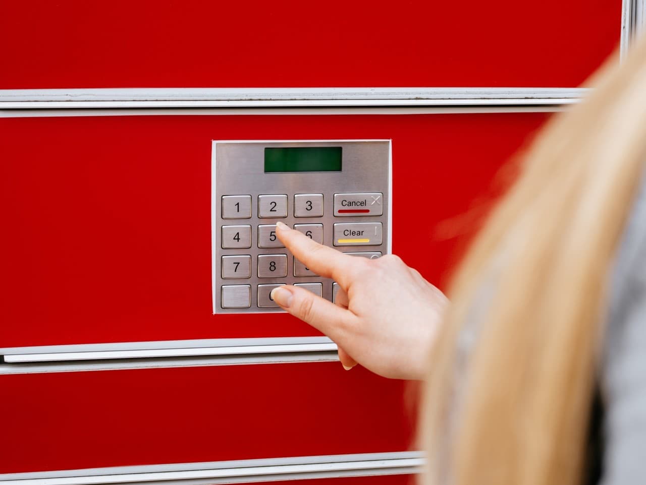 Zákazníci sú rozhorčení: Kuriérska služba Packeta čelí sťažnostiam