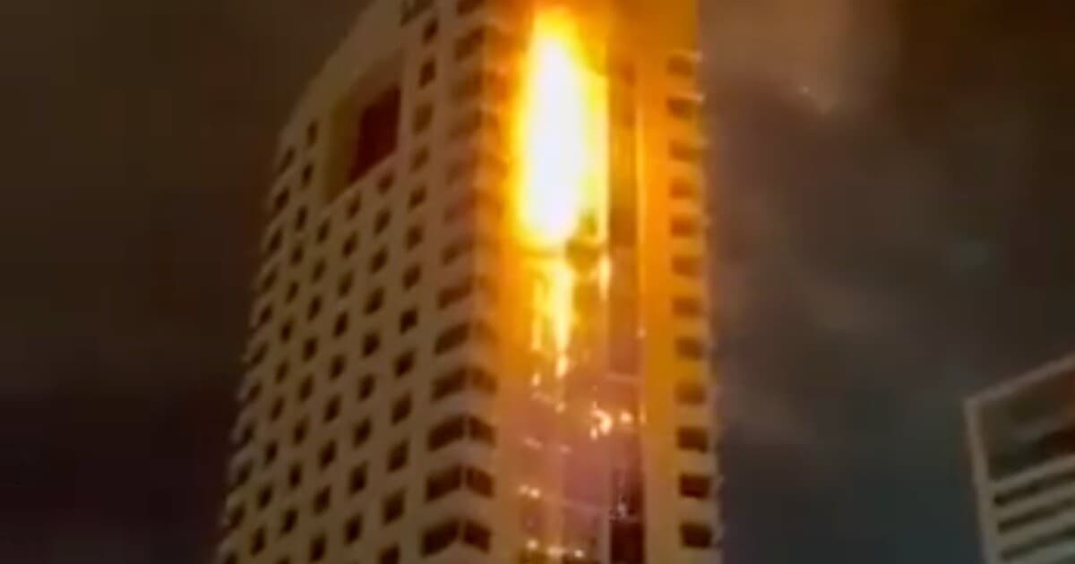 Irán pokračuje v útokoch na krajiny Perzského zálivu