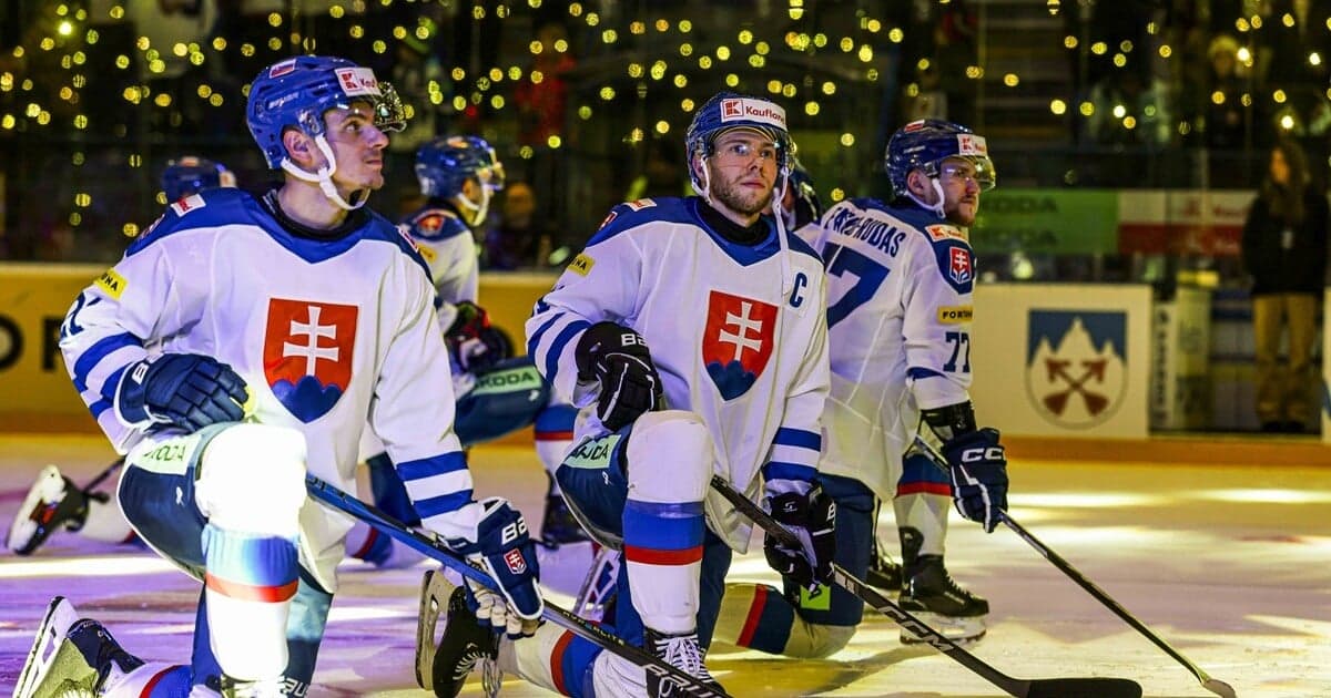 Autogramiáda slovenskej hokejovej reprezentácie v Banskej Bystrici
