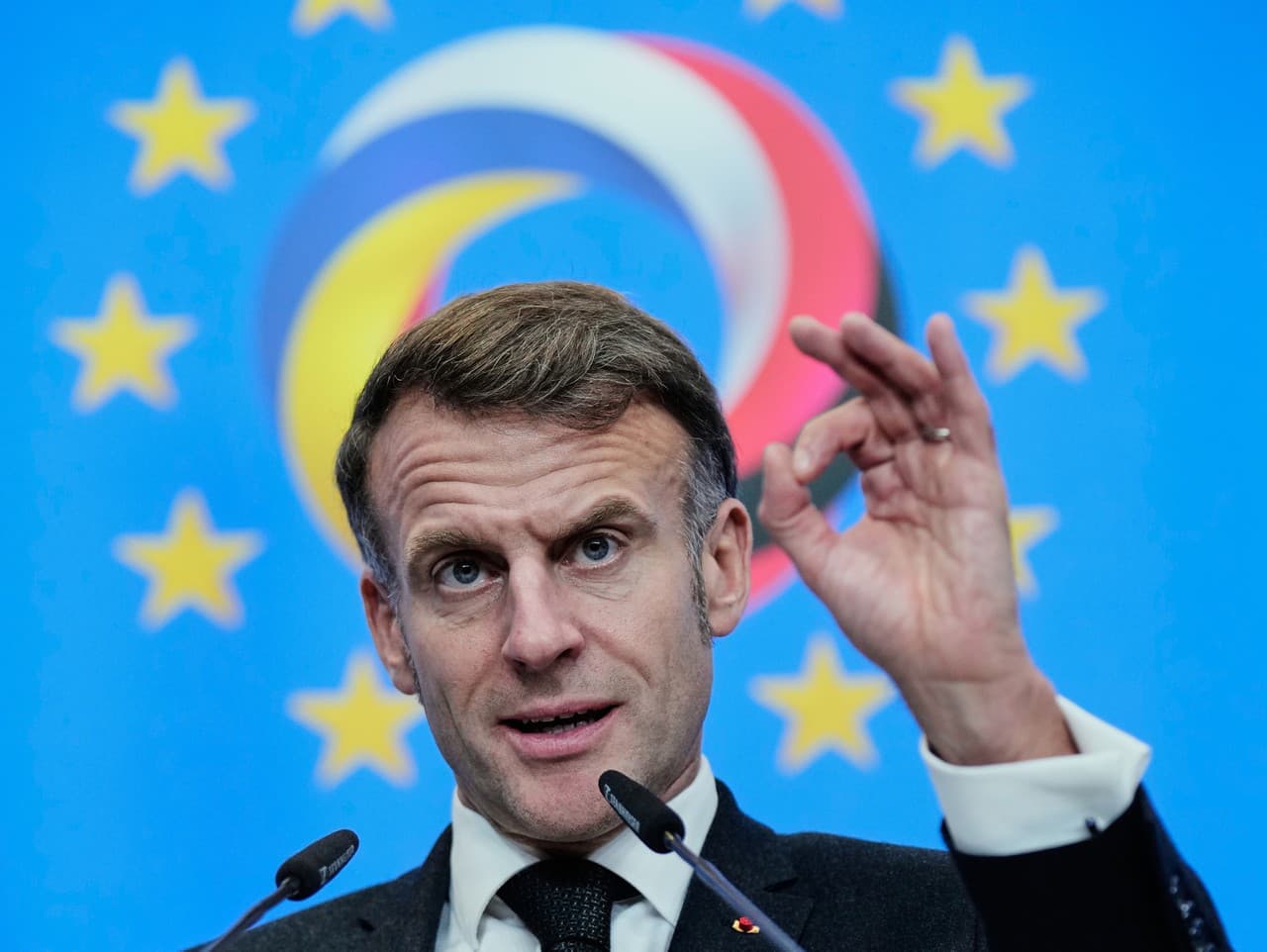 Macron vyzýva na pokrok v programe stíhačiek FCAS