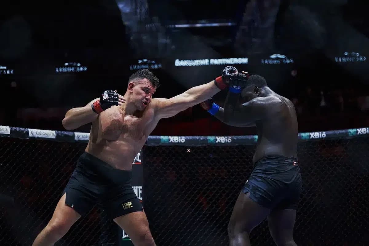 Tomáš Možný získal titul v dramatickom zápase s Simonem Mendesom