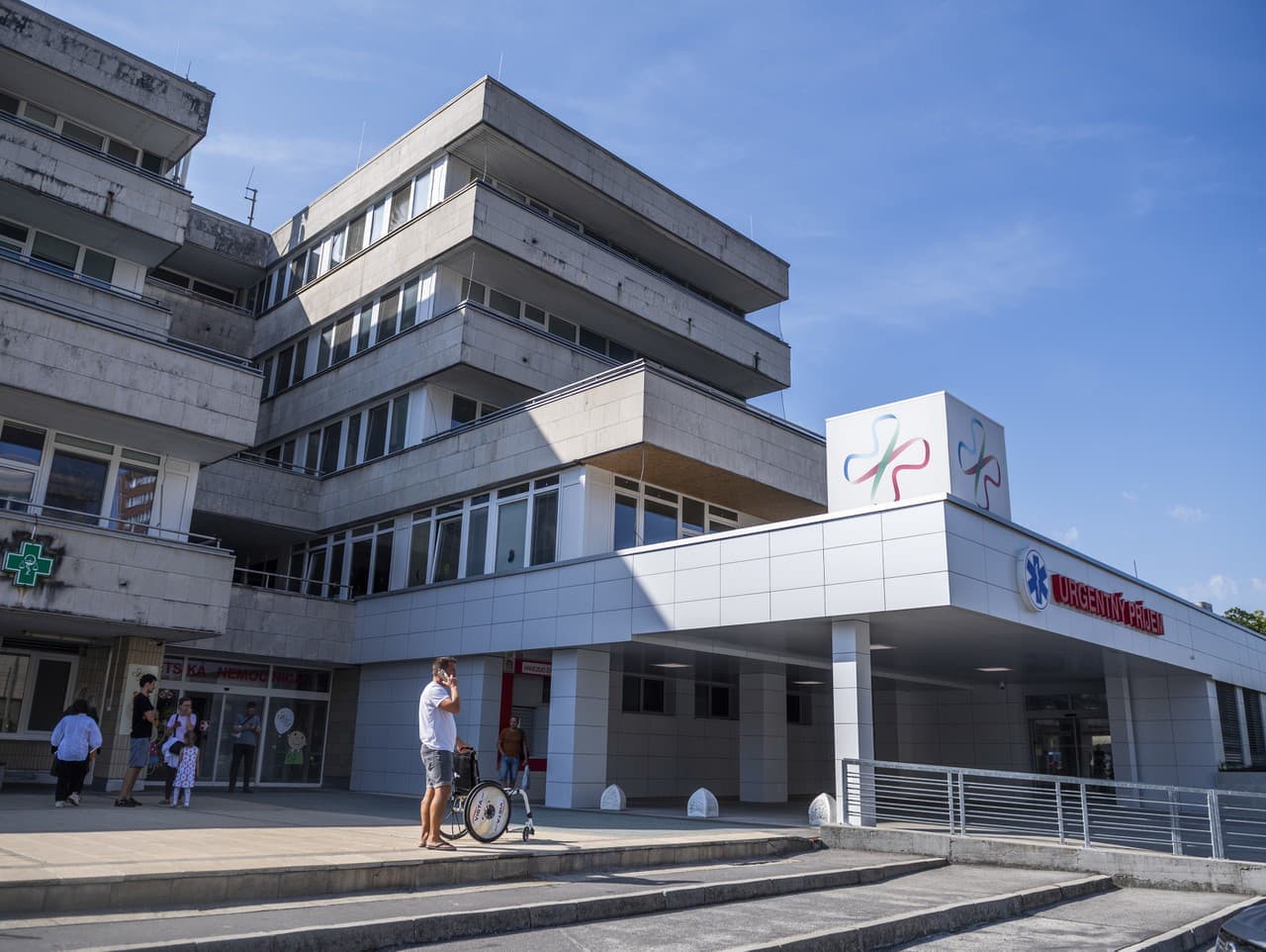 Otrasný prípad: Trojmesačné dievčatko bojuje o život, rodičov zadržali