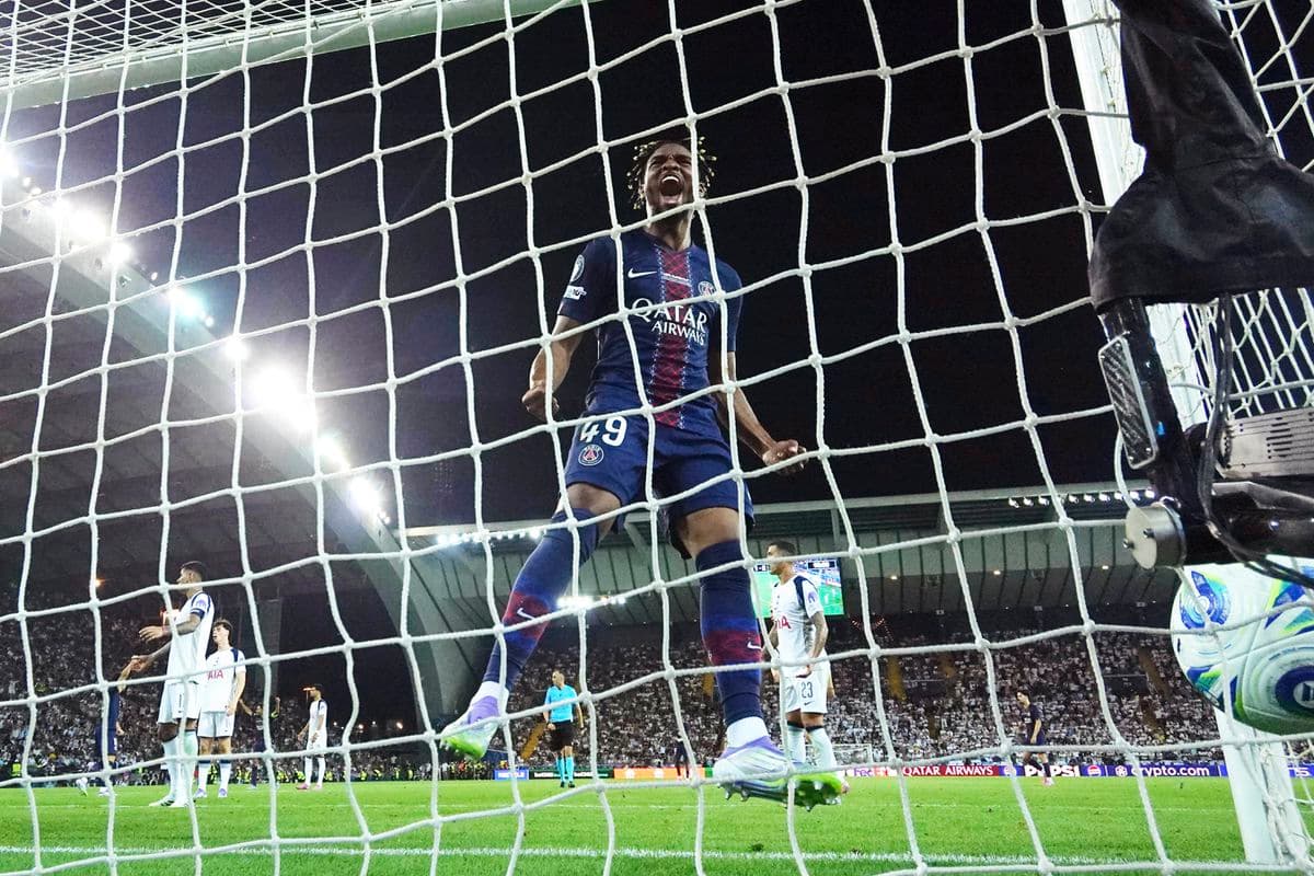 Ibrahim Mbaye: Zázračný talent PSG si zvolil Senegal pred Francúzskom